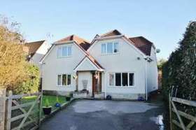 4 bedroom Detached f...